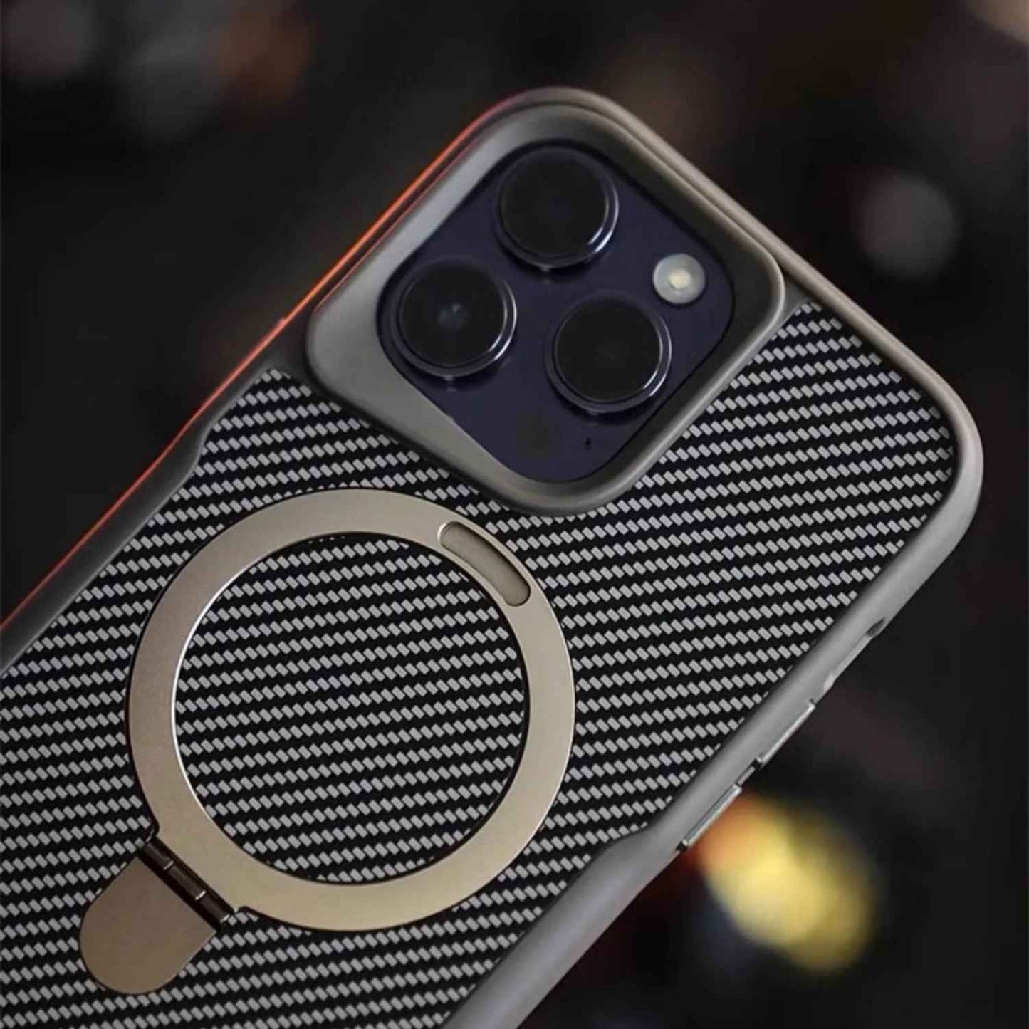 Thomas - Armor Magnetic Carbon Fiber Case met Draaibare Bracket voor iPhone
