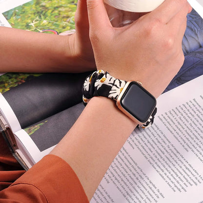 Zara - Scrunchie Nylon Solo Loop Band voor Apple Watch